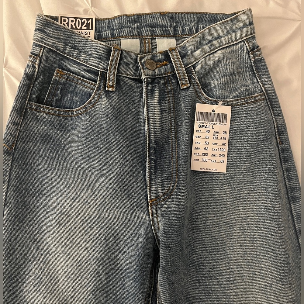 High waisted Brandy Melville jeans